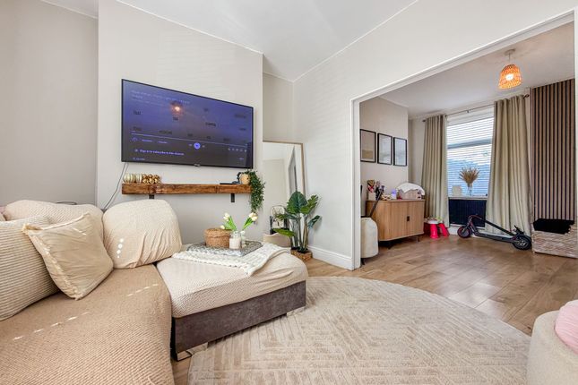 13 Caiach Terrace, Treharris photo 3