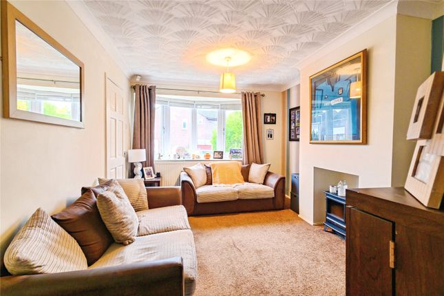 19, Avon Close, Manchester photo 2