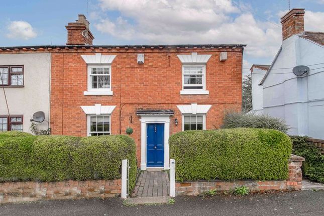 Thumbnail Cottage for sale in Enfield Road, Hunt End, Redditch