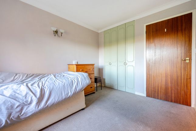 Flat 3, Homespa House, 37, Christchurch Road, Gloucestershire photo 4