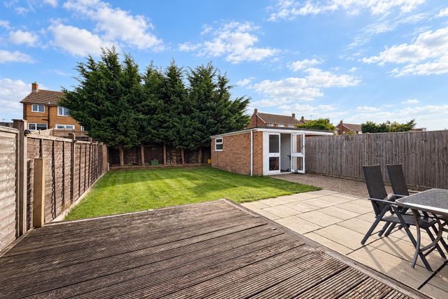 131, Tolkien Road, Eastbourne photo 2