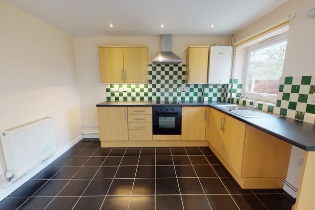 3, Stanwick Drive, Cheltenham photo 2