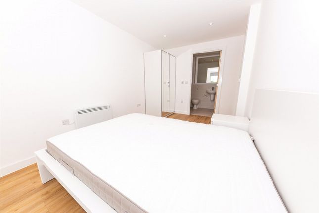 404N The Plaza, 1 Advent Way, Manchester photo 4