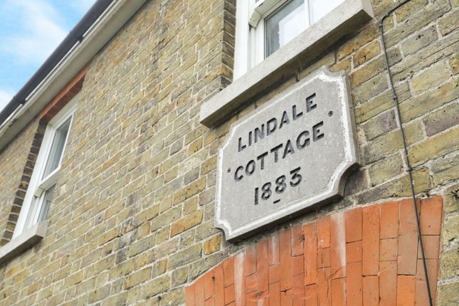 Lindale Cottage,, The Street, Deal photo 4