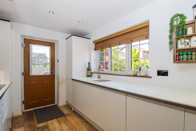 2, Kings Avenue, Altofts photo 4