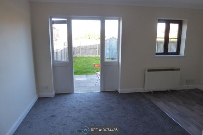 Simons Court Dorman Avenue North, Aylesham, Canterbury photo 3