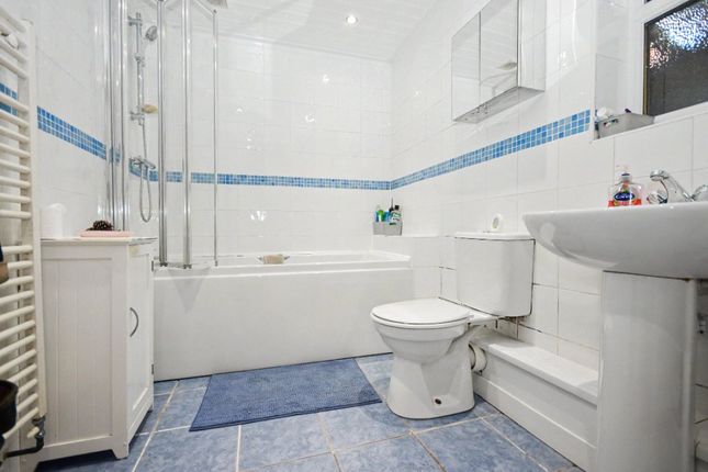 38, Brunswick Street, Wakefield photo 5