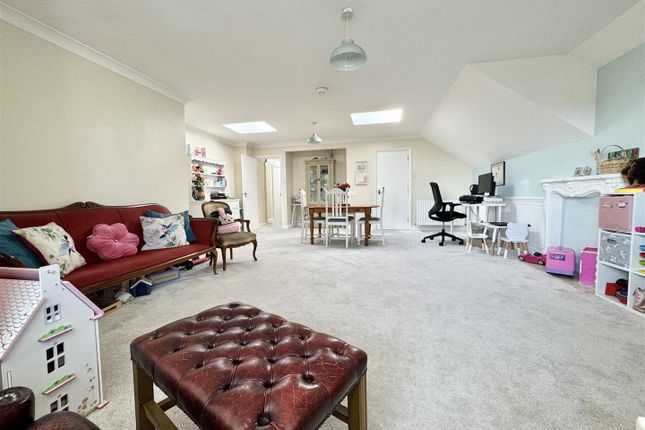 13 Seldown Towers, 47, Mount Pleasant Road, Poole photo 3