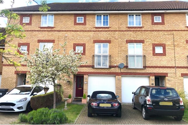 Thumbnail Terraced house for sale in Dorsey Drive, Bedford