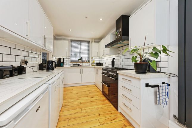 15, Bramblehill Road, Faversham photo 3