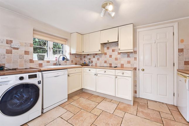 Ember Cottage, Upper Clatford, Andover photo 2