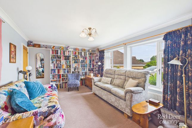 4, Rylands Close, Taunton photo 3