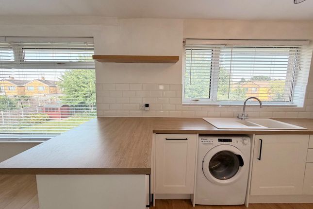 23, Vesey Close, Birmingham photo 5