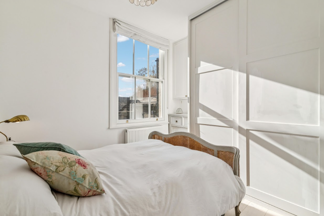 Flat 5, Kensal Road, 269-271 photo 3