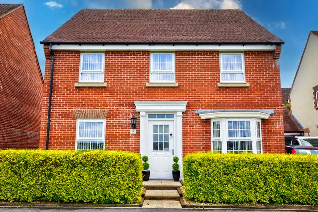 Thumbnail Detached house for sale in Beckless Avenue, Clanfield, Waterlooville