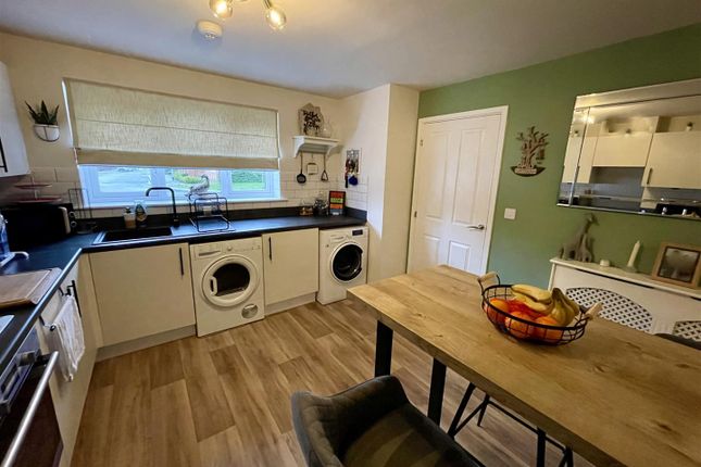 60, Haydock Drive, Darlington photo 4