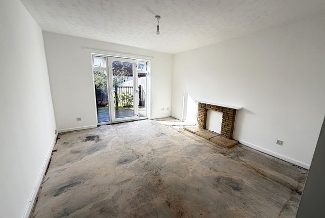 Tweed Close Devon, Honiton photo 3