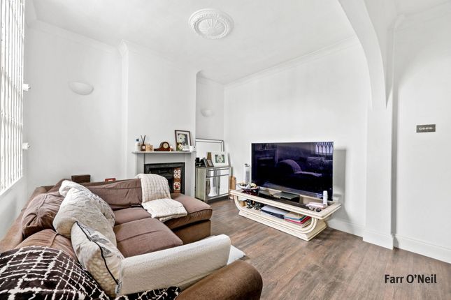 177, Queens Road, Buckhurst Hill photo 4