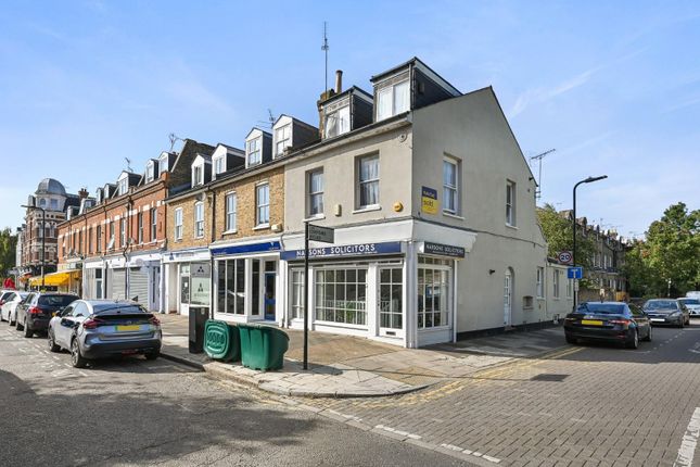 Ree - Flat 3, 77 The Grove - Exterior1 (1).Jpg