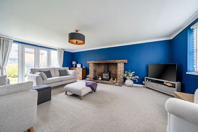 22, Blunts Wood Road, Haywards Heath photo 2