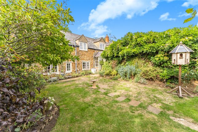3-bed detached on Appletree Cottage, 7, Oxford Road, Banbury, £650,000