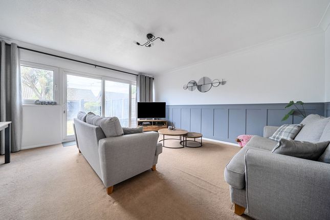 19 The Croft, Bognor Regis photo 2