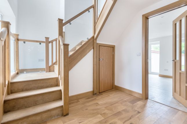 2 Monkwood Court,, Petersfield Road, Alresford photo 4