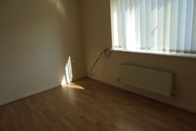 11, Cornelius Close, South Cornelly photo 3