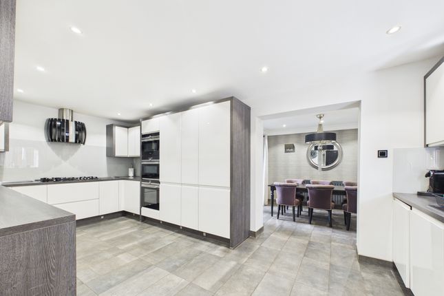 9 Ivy Place, High Wycombe photo 4