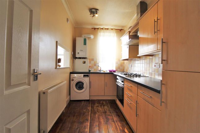 Flat 2, 158-162, London Road, Croydon photo 4