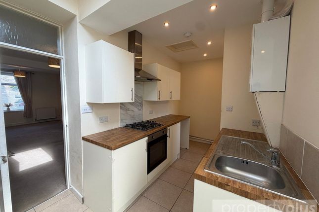 3, Clifton Street, Treorchy photo 4