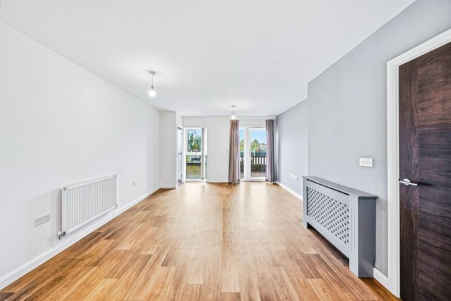 24, James Smith Court, Kent photo 3