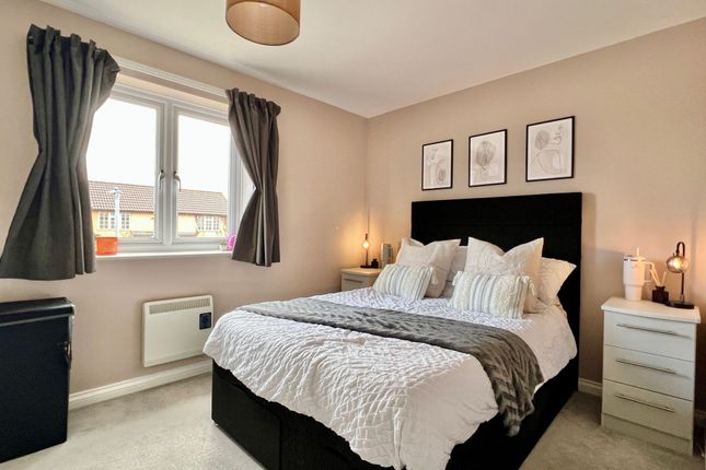 8 Webbers, Taunton photo 4