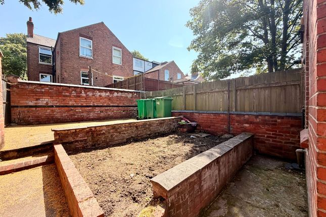 131 Rolleston Drive, Nottingham photo 4