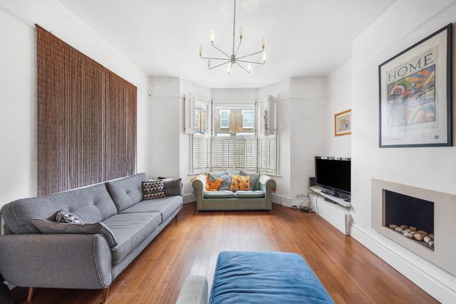 Thumbnail Property to rent in Sudbourne Road, London
