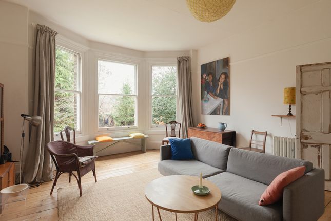 Flat 3, 76, Wickham Road, Brockley photo 2