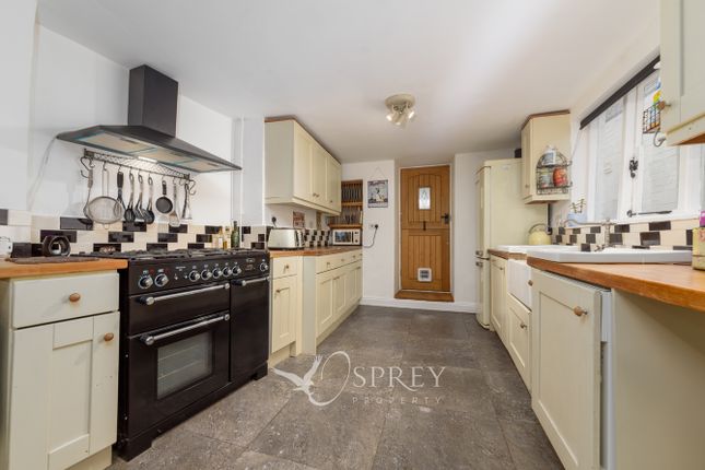 Cottage for sale in North Street, Oundle, Northamptonshire