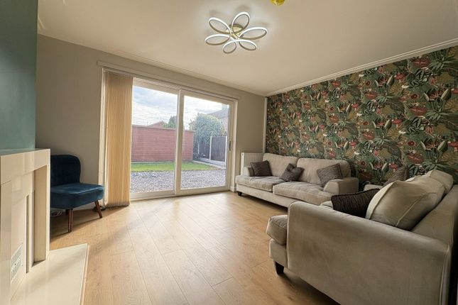 21, Quernmore Walk, Kirkby photo 2