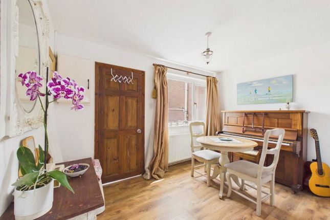 12, Walmer Way, Folkestone photo 4