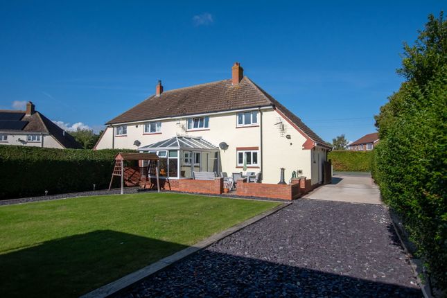 4, Carters Garth Close, Louth photo 2