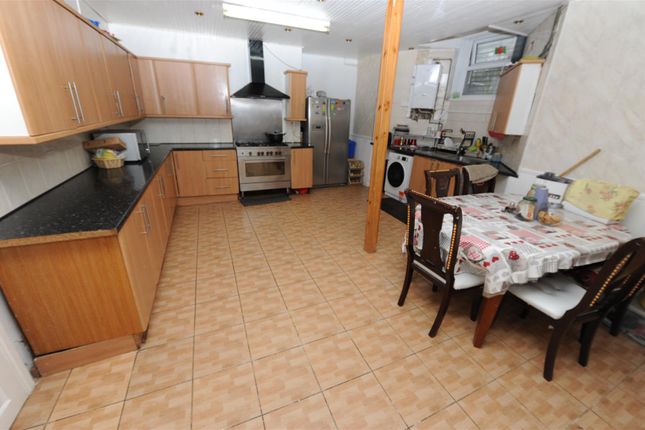 48, Granville Road, Bradford photo 3