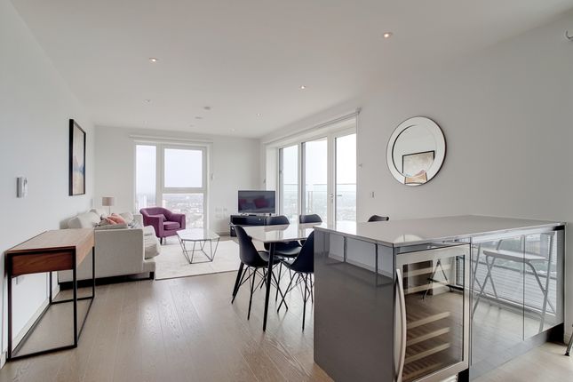 2804, Cassia Point, 2, Glasshouse Gardens, London photo 4