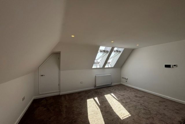 Flat 11, Burford Road, Carterton photo 5