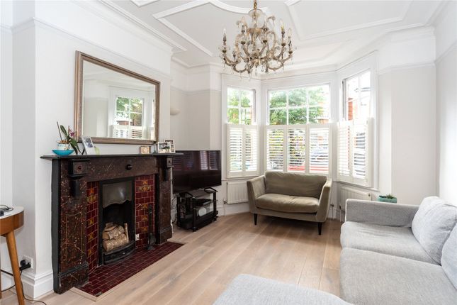 42, Defoe Avenue, Surrey photo 3