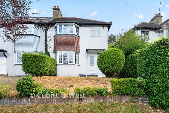 7, Famet Avenue, Purley photo 3