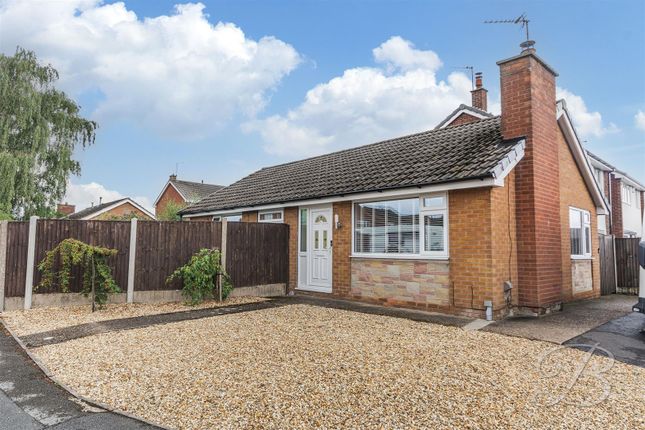2-bed house on 16, Hatfield Close, Mansfield, £230,000