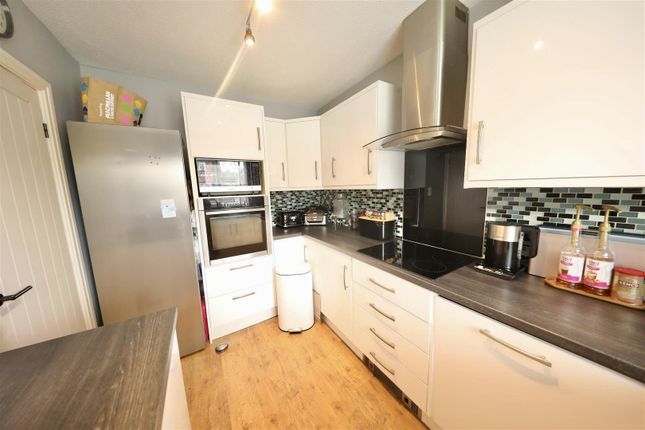 14, Hawthorn Way, Brough photo 4