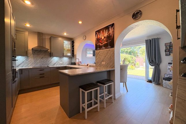 23, Greyfriars Road, DAVENTRY photo 4