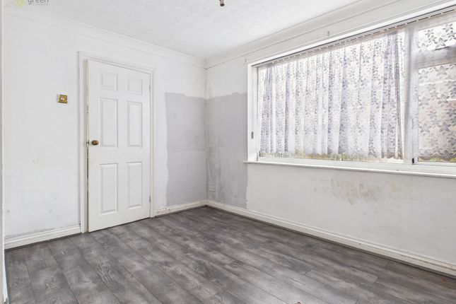 12, Moat Croft, Solihull photo 3
