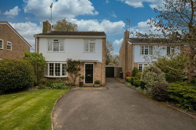 Thumbnail Detached house for sale in Overford Drive, Cranleigh